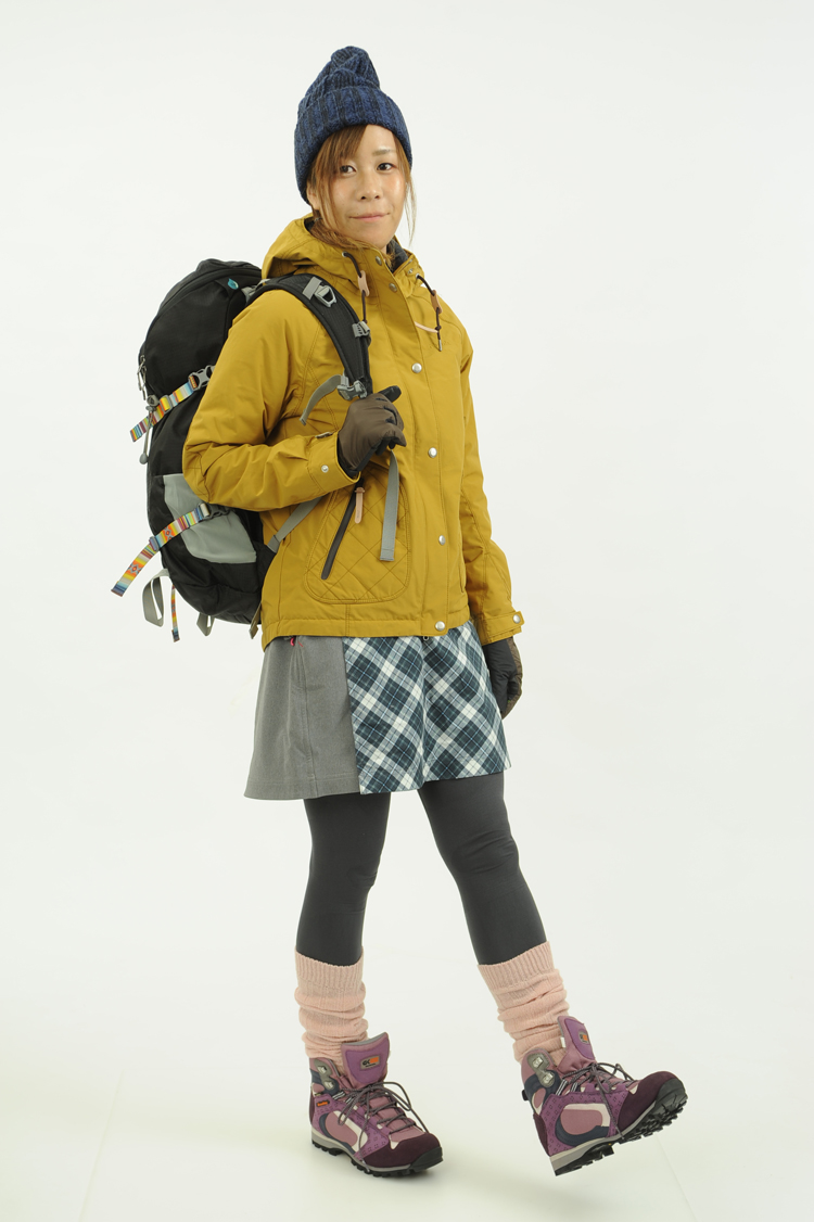 秋の低山ファッションコーデ Arucoco編 アウトドアファッションコーデ特集 ファッション 女性のための登山情報サイト 山ガールネット